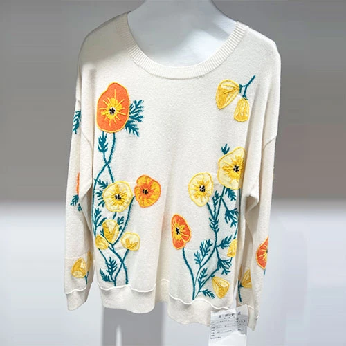 Sweater Pereka Berwarna-warni
