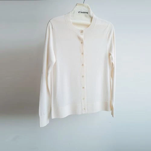 Cardigan Kapas Berkait Halus