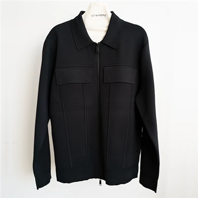 Jaket Berkuil Lelaki dengan Lengan Berkait