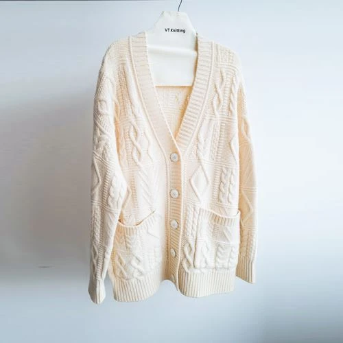 Cardigan Kait Kapas Wanita